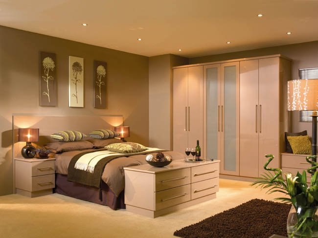 Duleek - High  Gloss Cappuccino